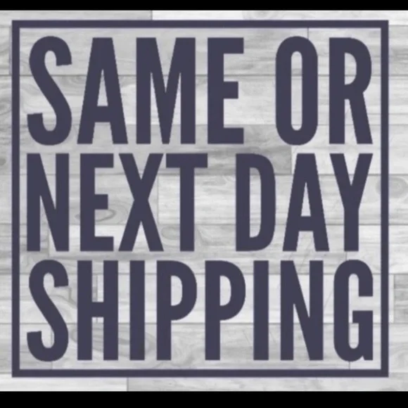 New Dark purple golden beige shaded net saree. - Picture 14 of 14